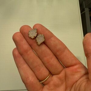 Kendra Scott Tessa Rose Gold Stud Earrings in Iridecent Drusy